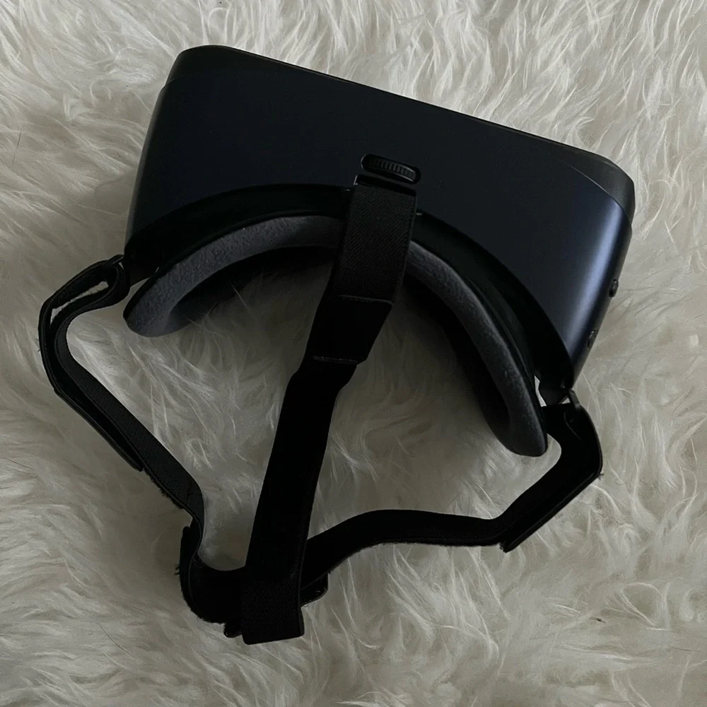 Samsung Gear VR Headset